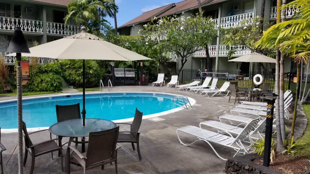 Downtown Hawaiian Theme Condo With Hot Tub, Pool & Beach - Kona Islander Inn Kailua-Kona Eksteriør billede